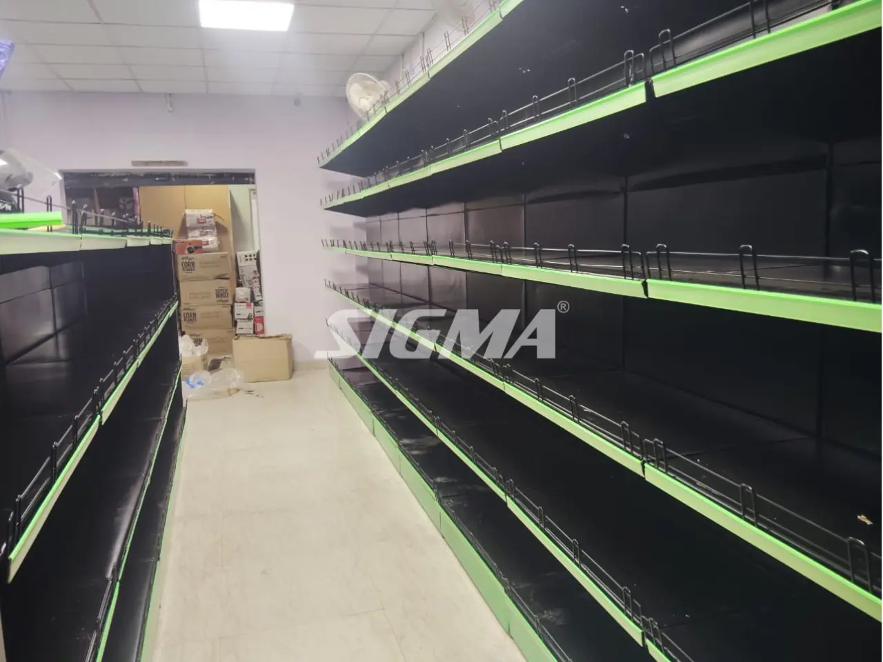508779642_Display Racks with wiremess stopper.webp